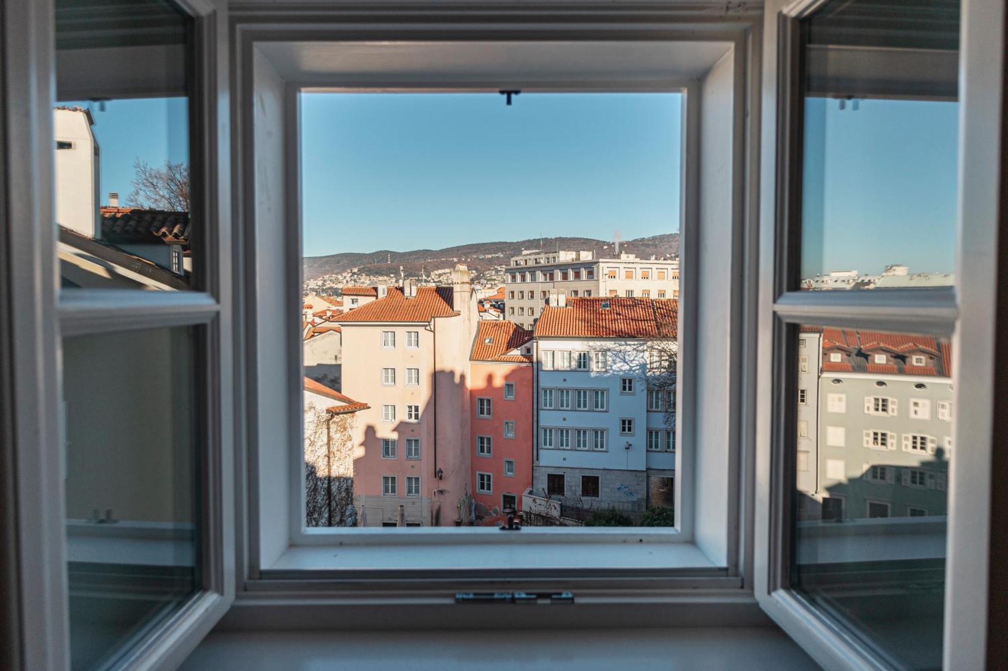 Hurban Apartments Venezian Trieste Exterior photo