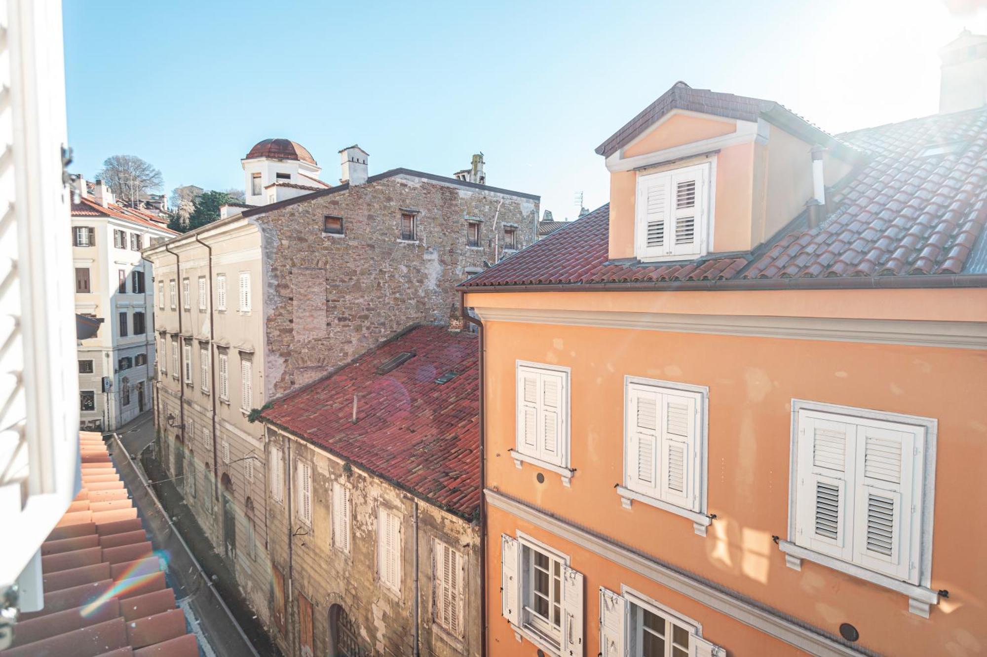 Hurban Apartments Venezian Trieste Room photo
